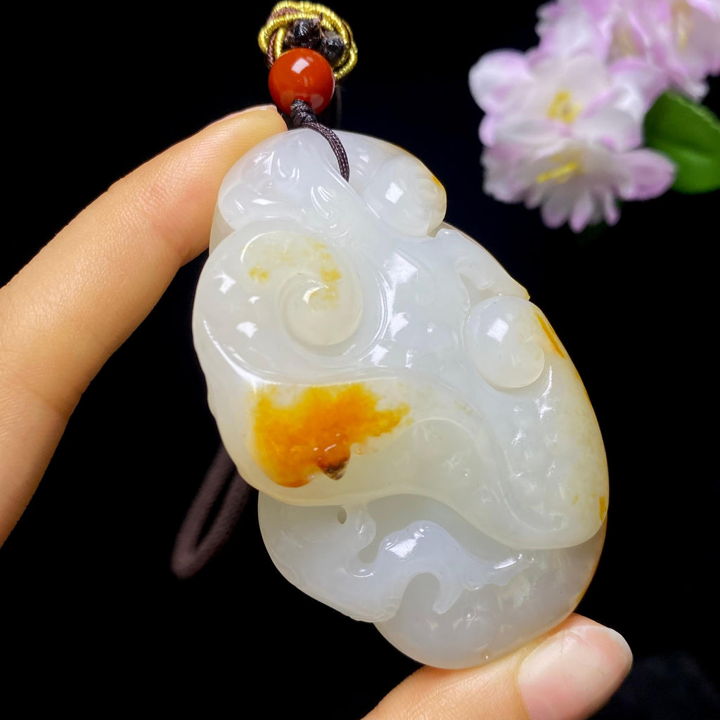 和田玉籽料如意手把件（91.3g）