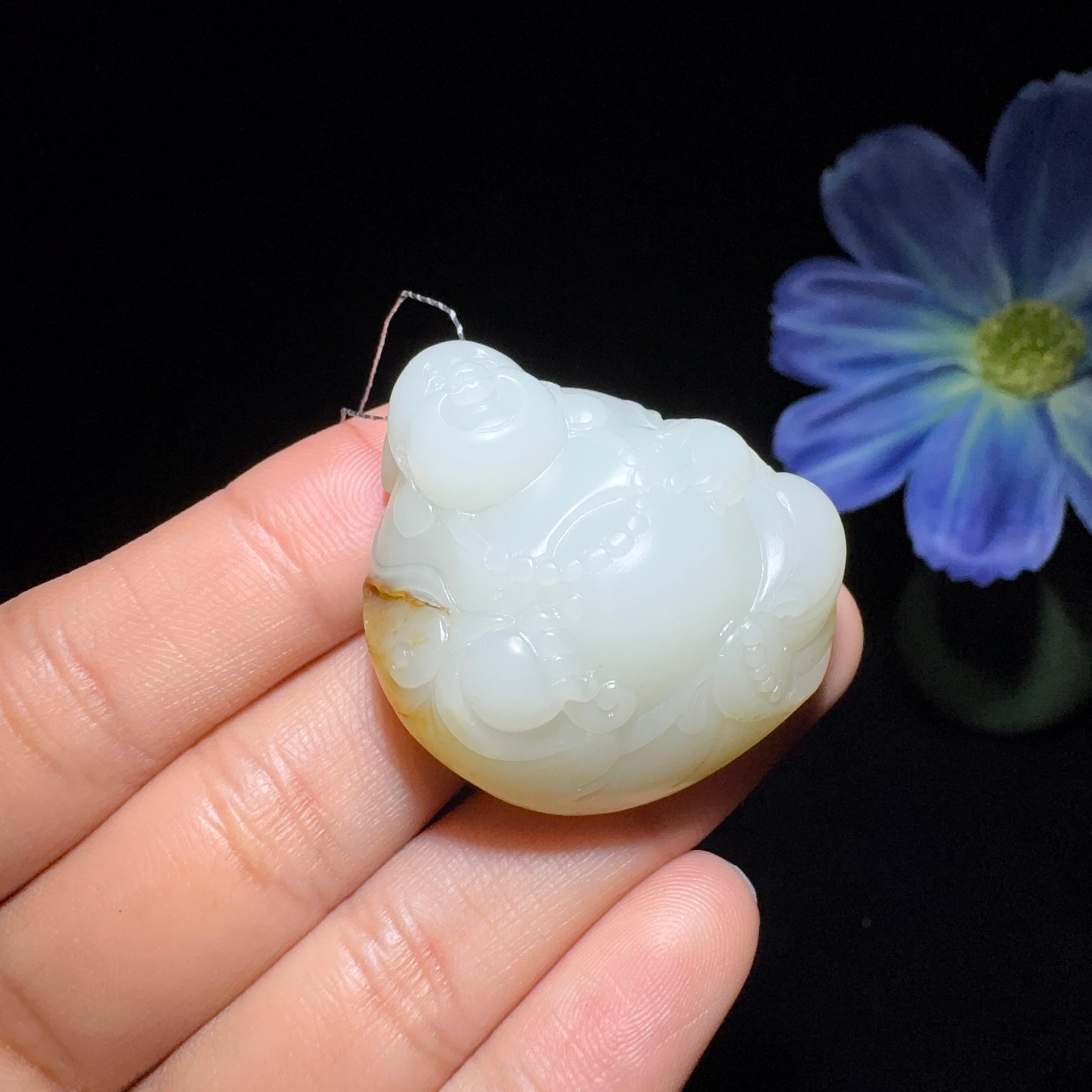 和田玉籽料挂件佛公（28.0g）