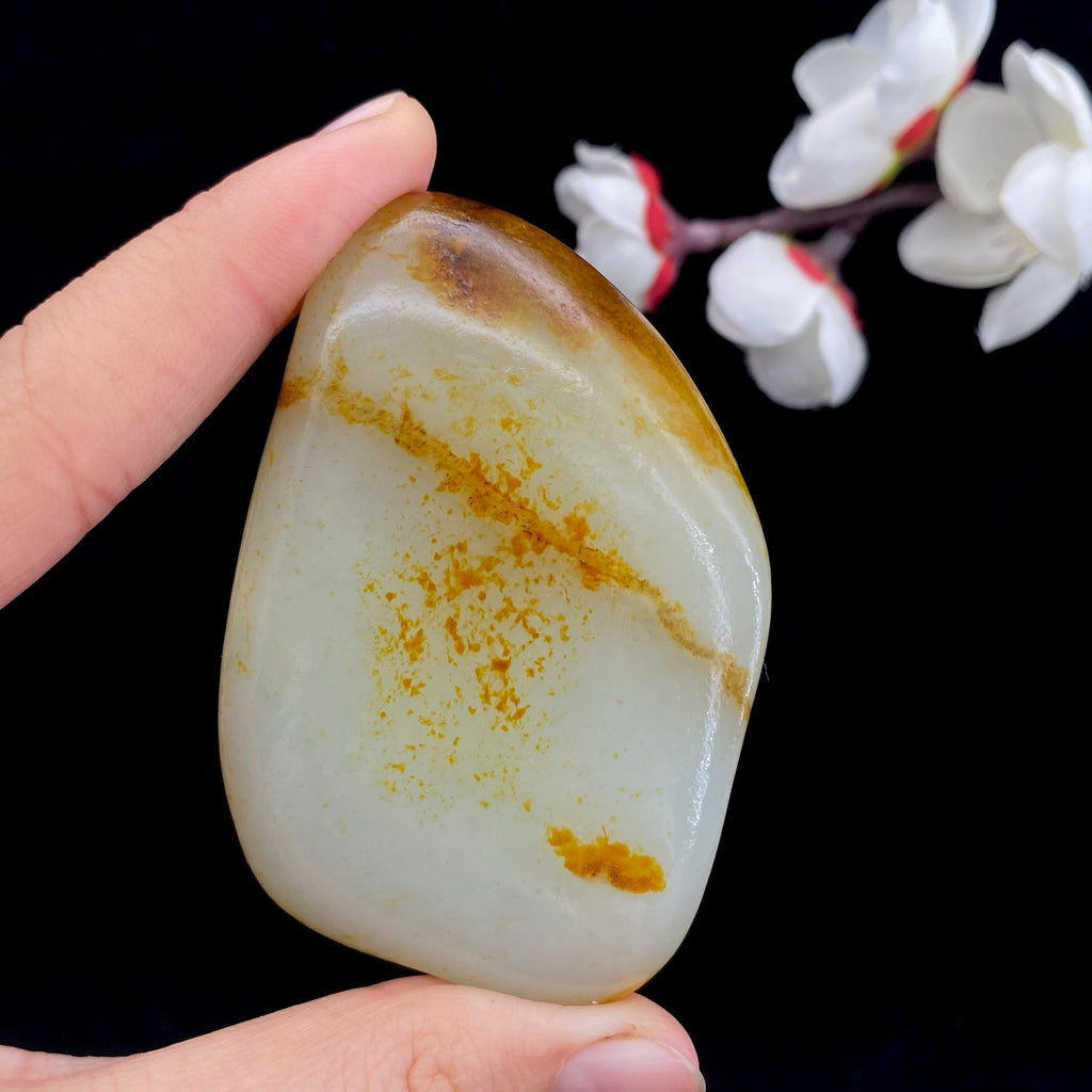 和田玉聚黄皮籽料手把件（85g）