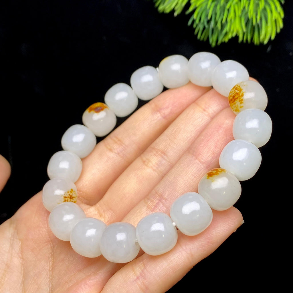 和田玉籽料老型珠手串（51.4g）