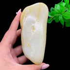 和田玉洒金皮籽料摆件（697.7g）