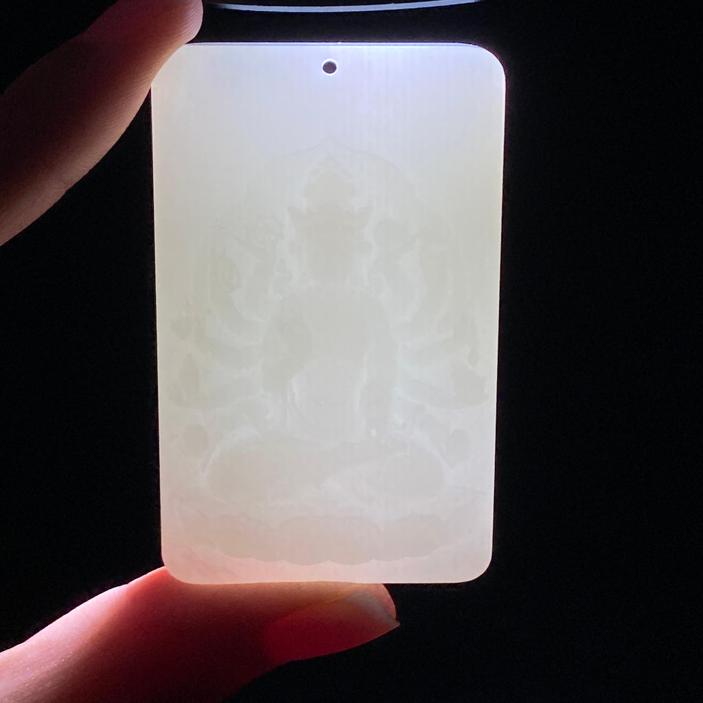 和田玉白玉千手观音（60.6g）