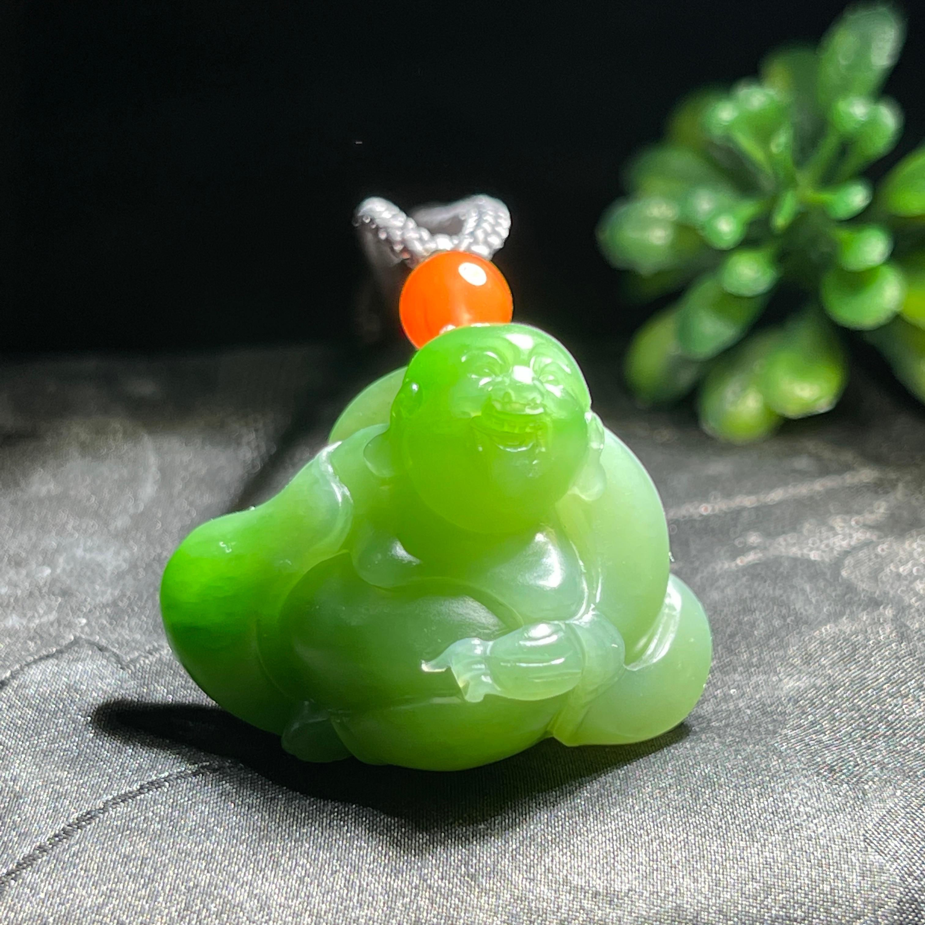 和田玉碧玉阳绿佛公牌（14.9g）