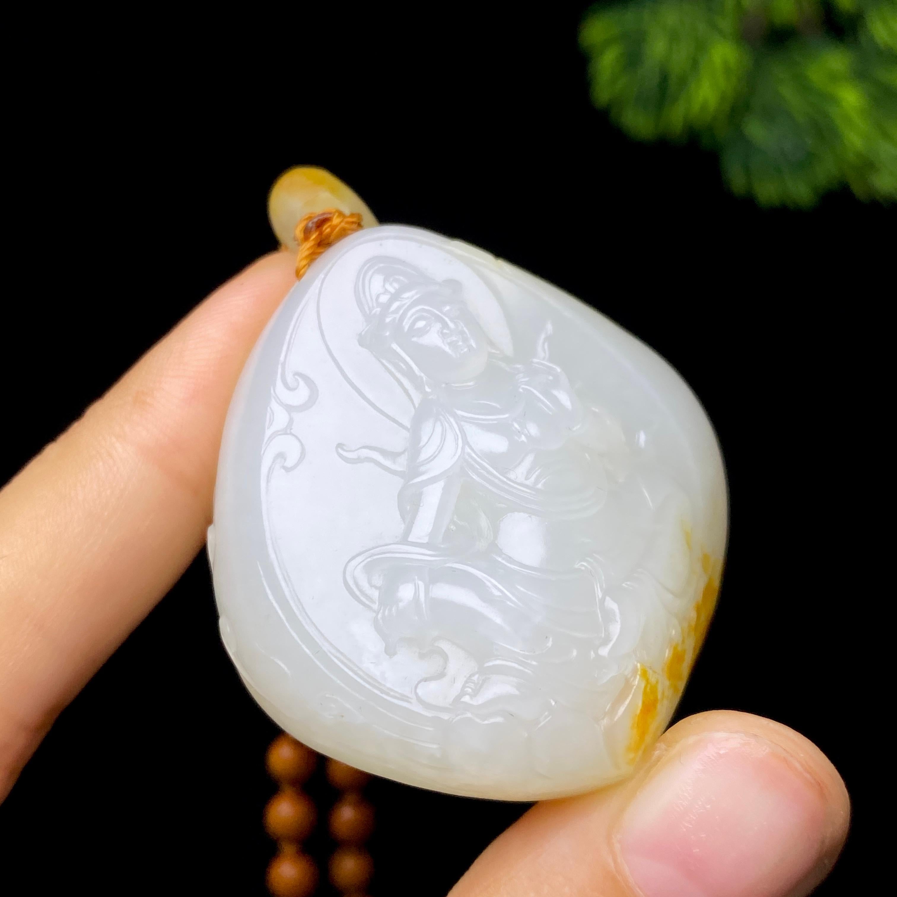 和田玉籽料观音（50.2g）