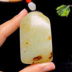 和田玉籽料无事牌（66.5g）