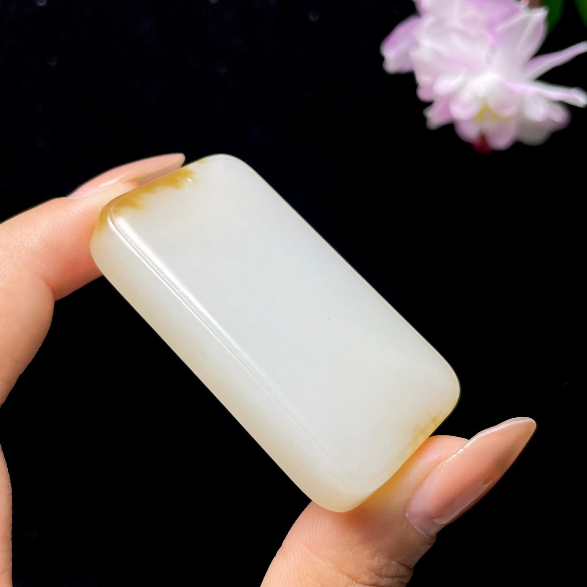 和田玉糖白无事牌（37.4g）