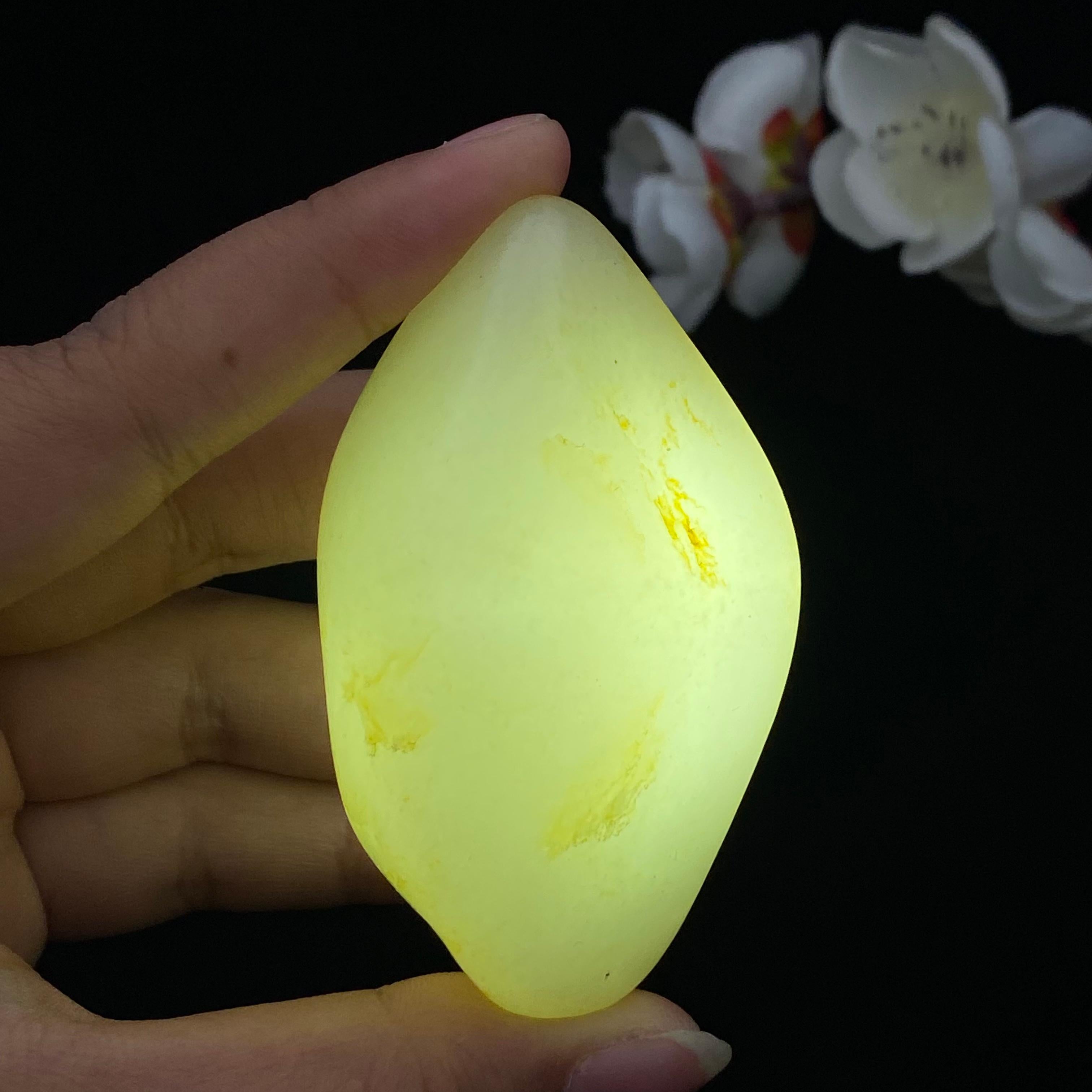和田玉洒金皮籽料手把件（102.1g）