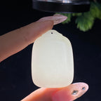 和田玉糖白无事牌（19.2g）