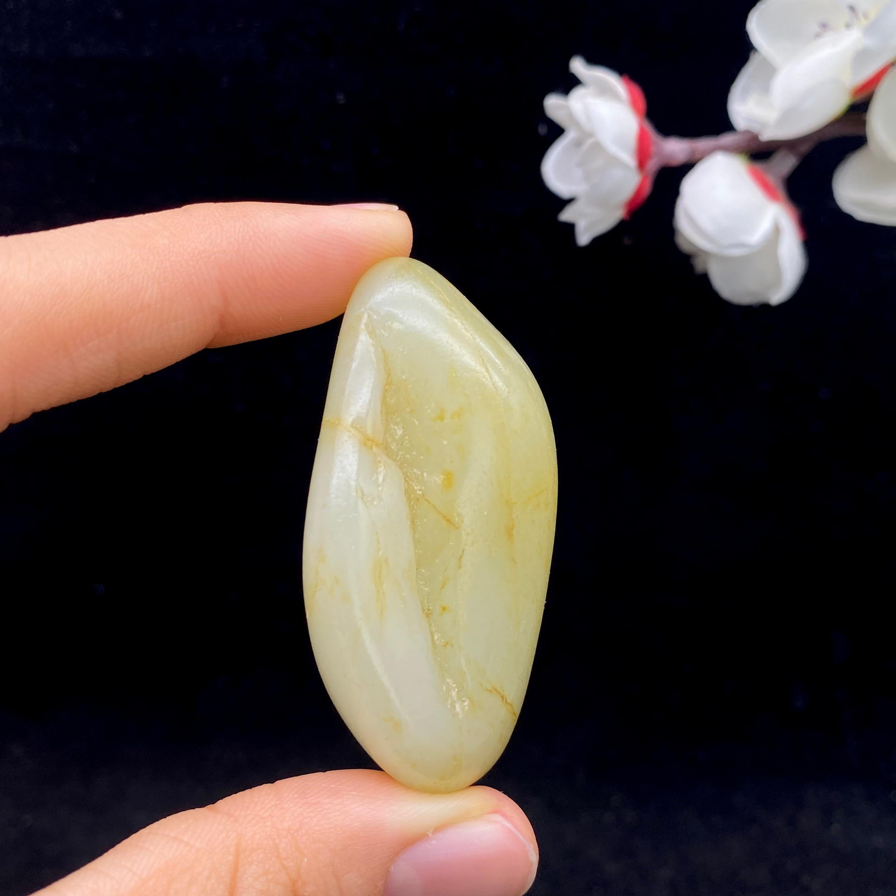 和田玉洒金皮籽料手把件（73.3g）