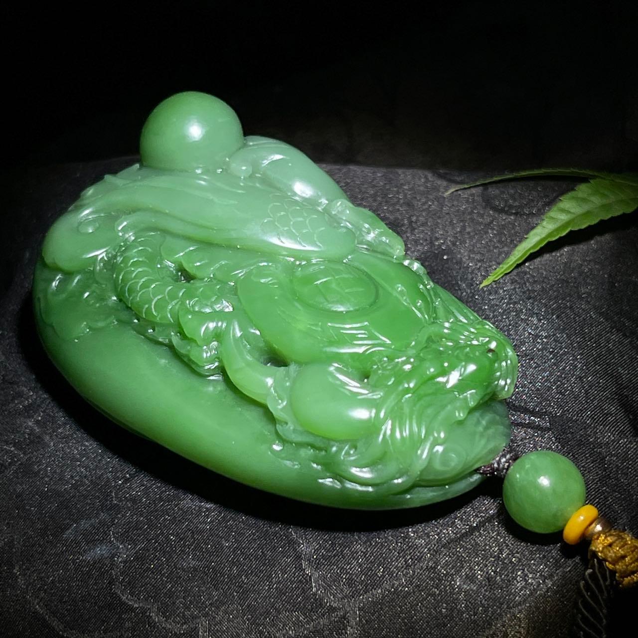 和田玉碧玉龙凤呈祥（143.0g）