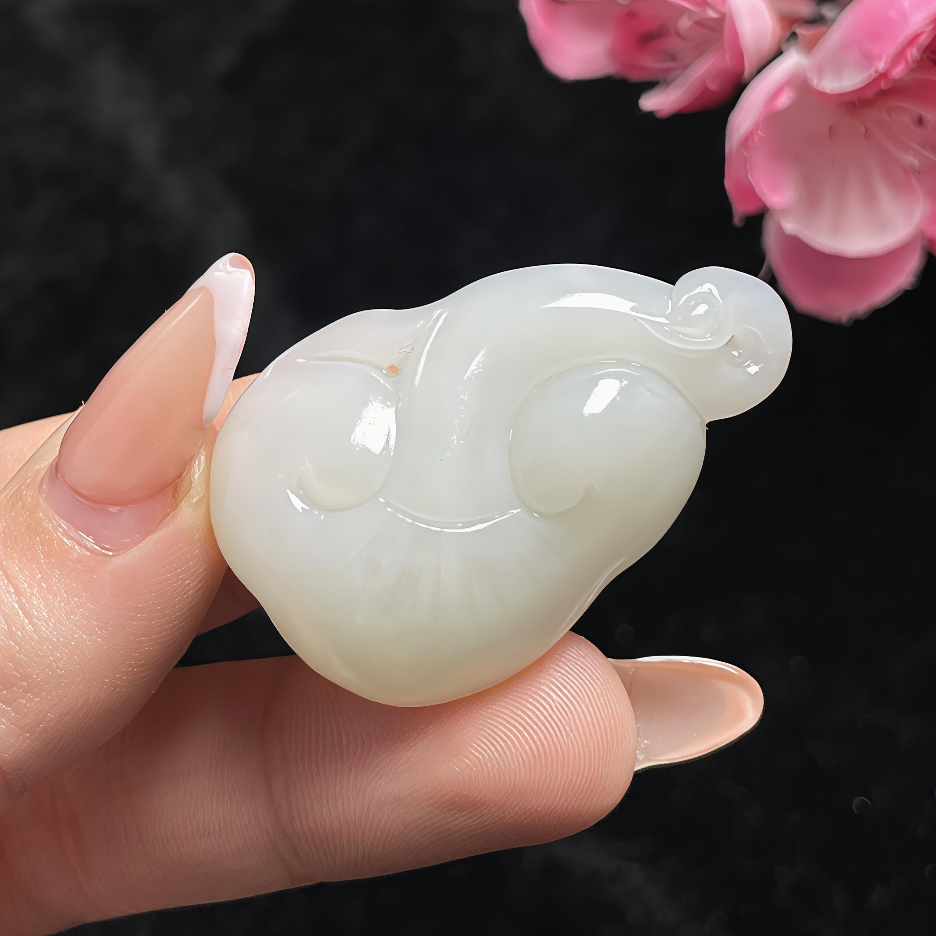 和田玉羊脂白玉如意挂件（17.2g）