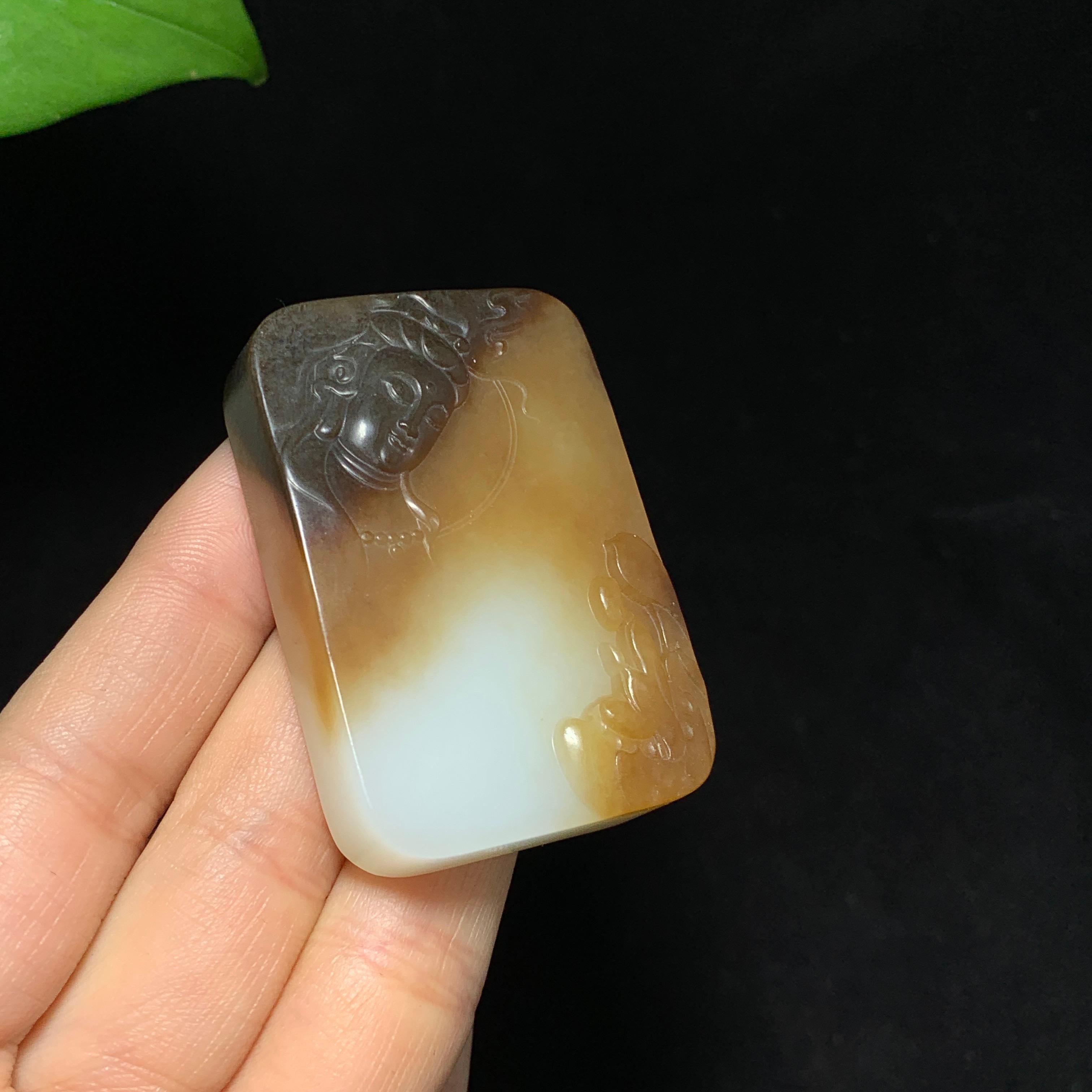 高品质新疆且末糖白玉观心悟道挂件（57.0g）