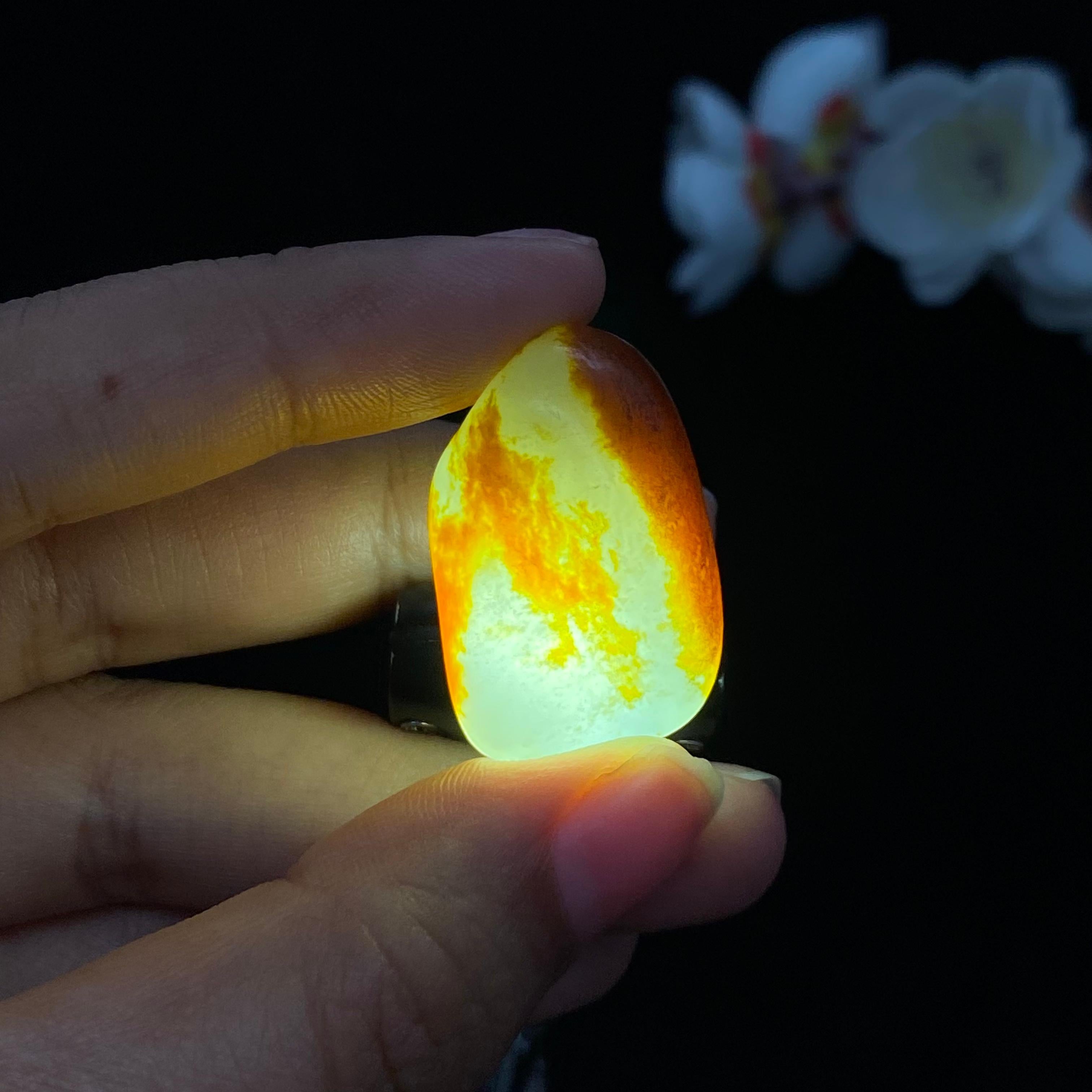 和田玉聚红皮籽料（12.5g）