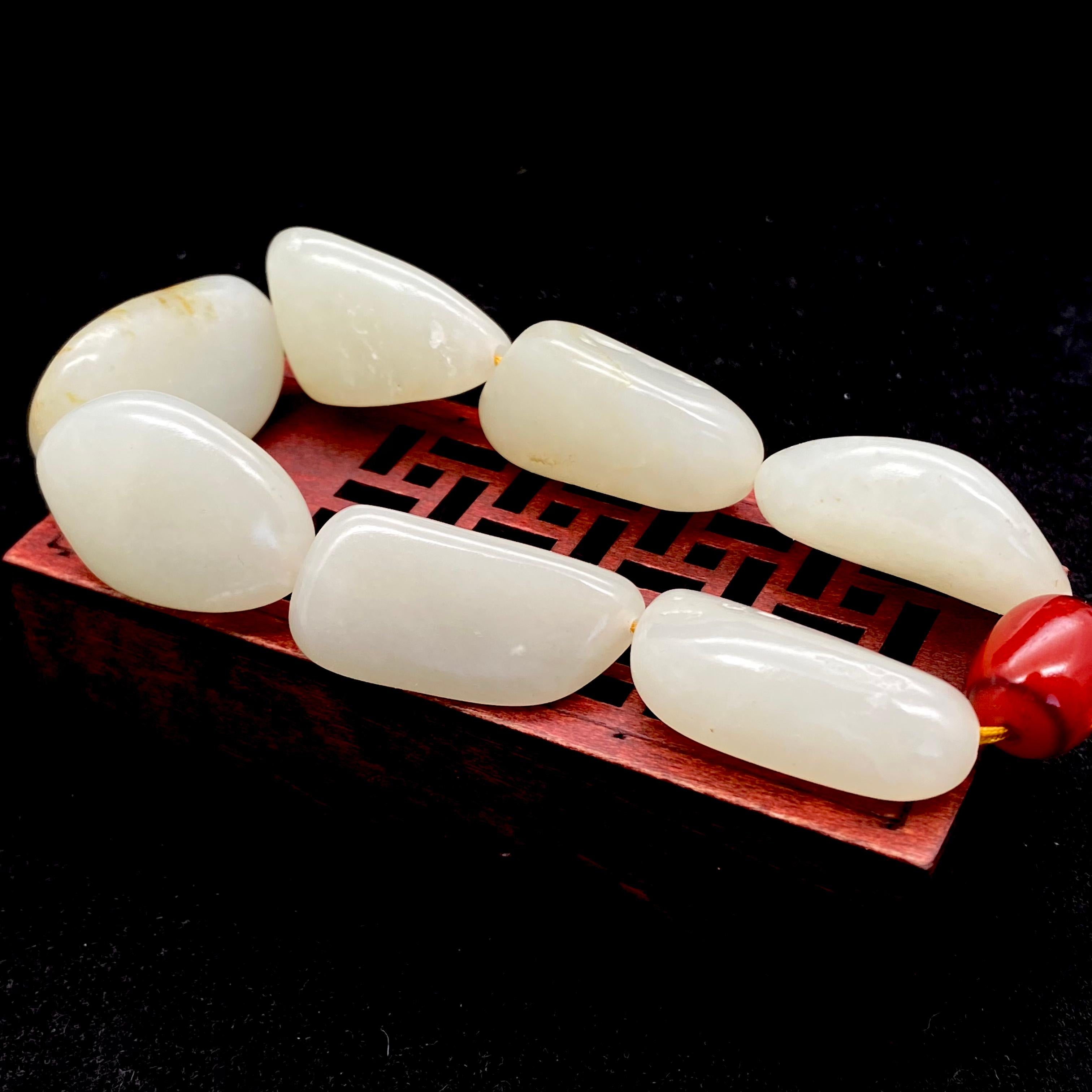 和田玉洒金皮【精品手串】（94.8g）