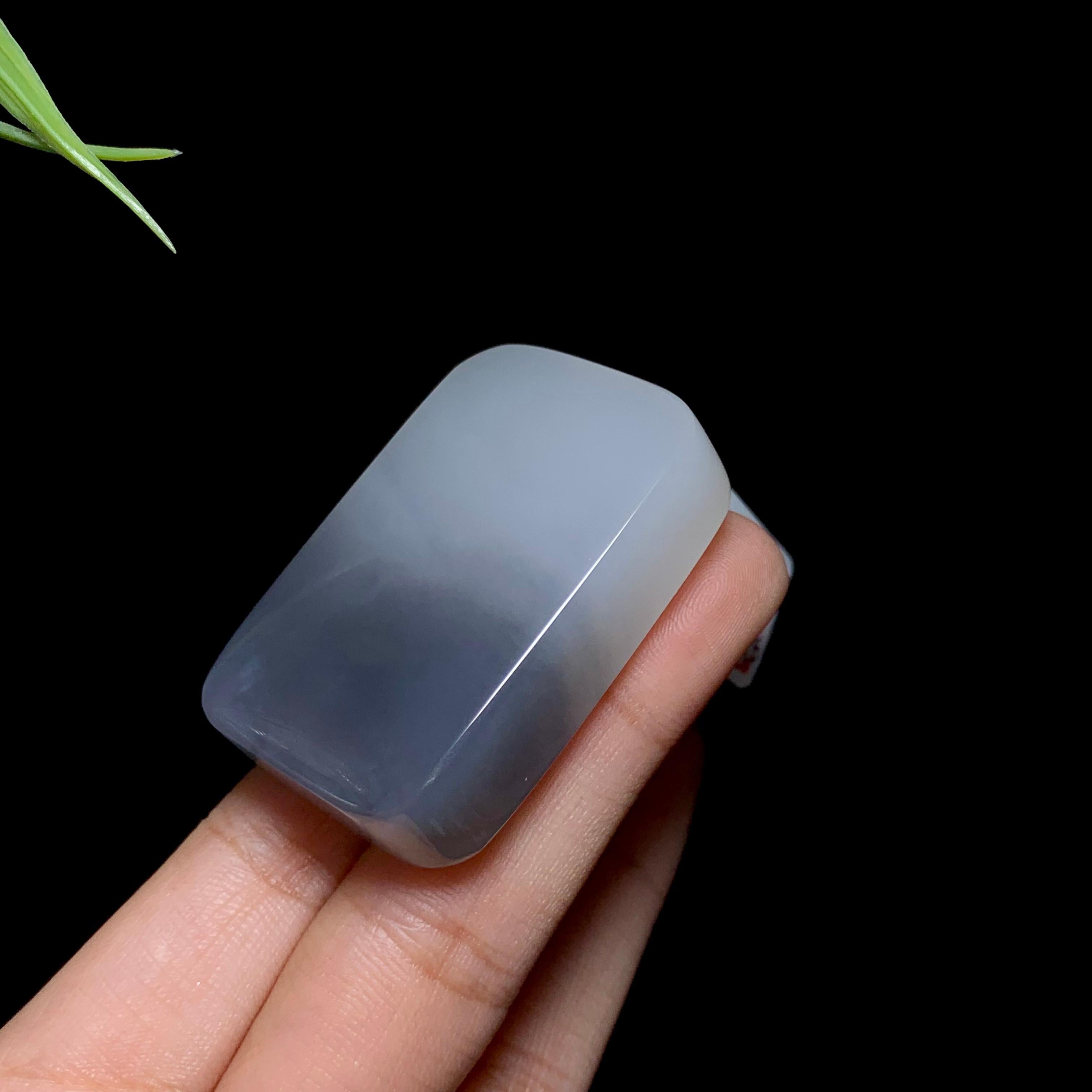 和田山料烟紫无事牌（46.7g）