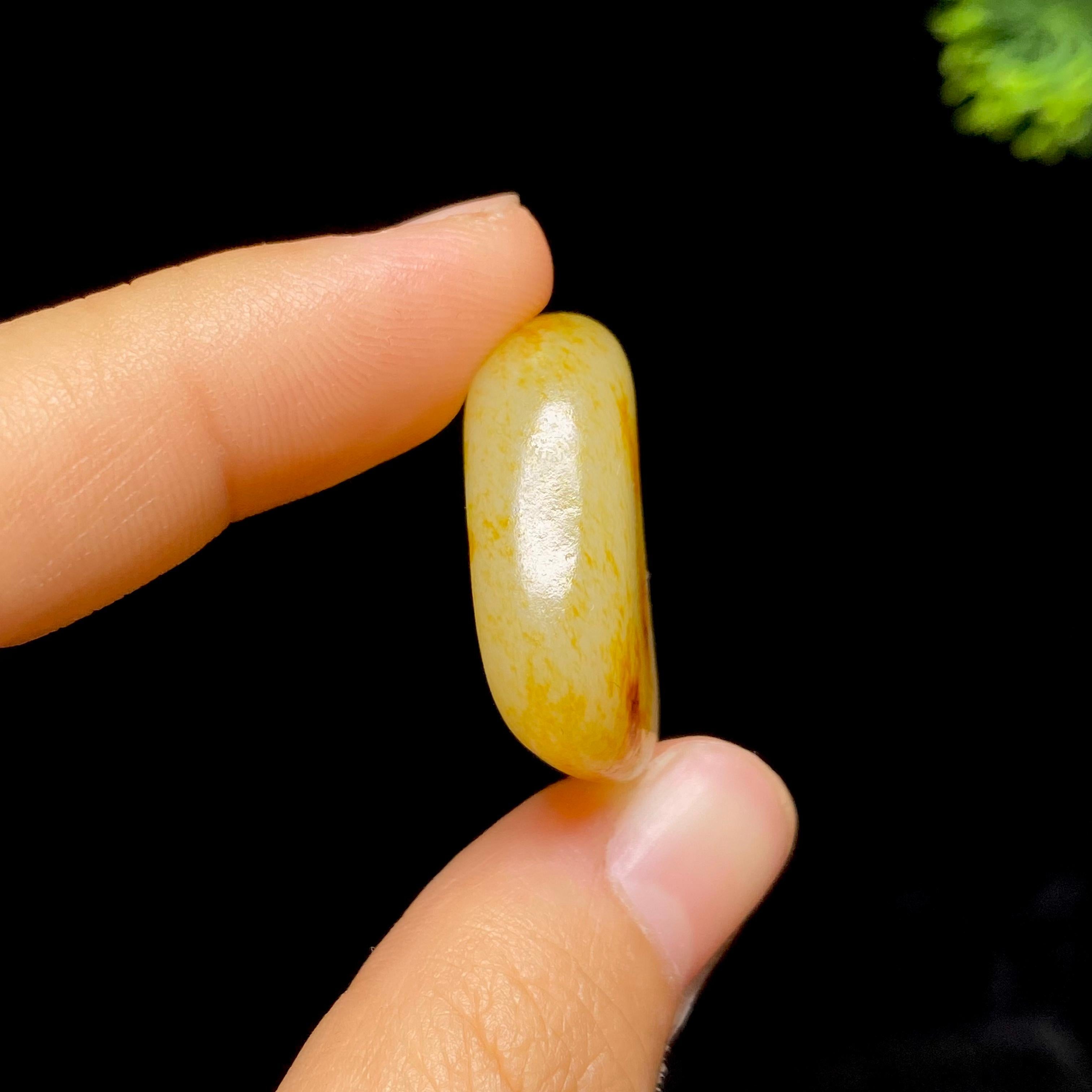 和田玉洒金皮白肉籽料（12g）