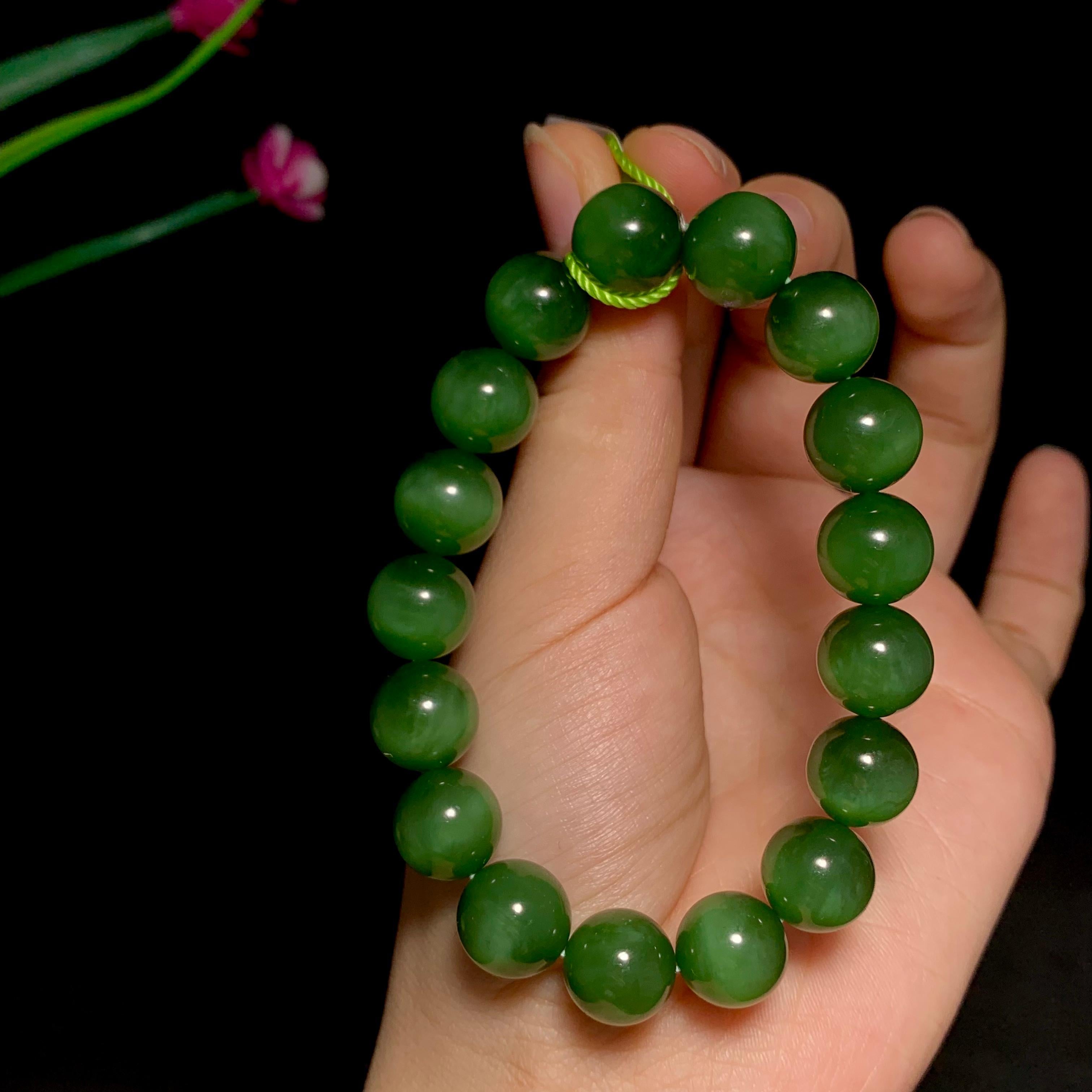 高品质碧玉菠菜绿猫眼圆珠手串（47.9g）