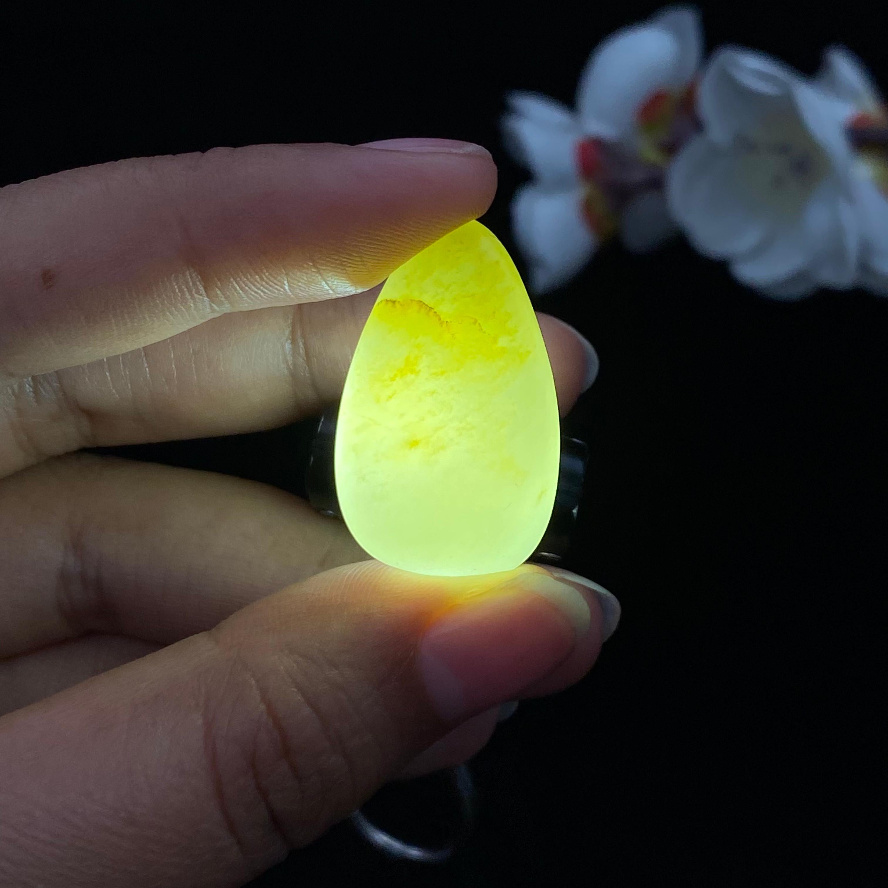 【超值推荐】和田玉黄皮籽料吊坠籽（9.6g）