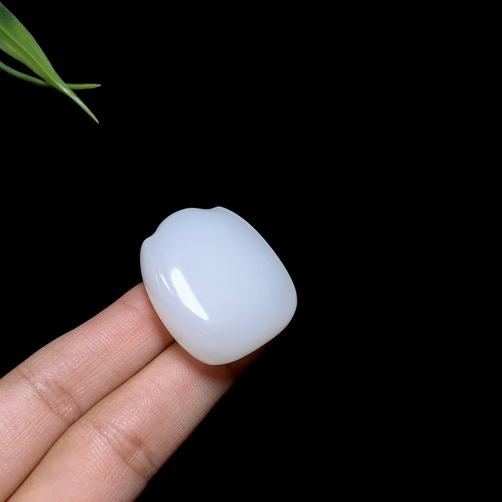 和田冰底白玉无事牌（23.4g）