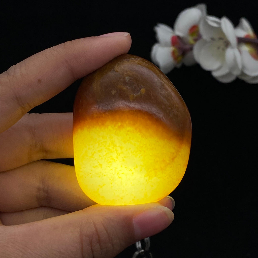 和田玉聚红皮籽料手把件（71.2g）