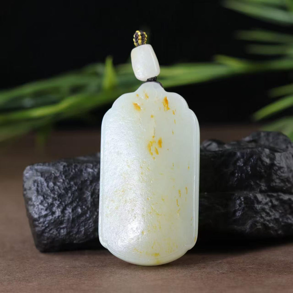 和田玉白玉洒金皮无事牌（55.8g）