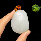 和田玉籽料观音（51.8g）
