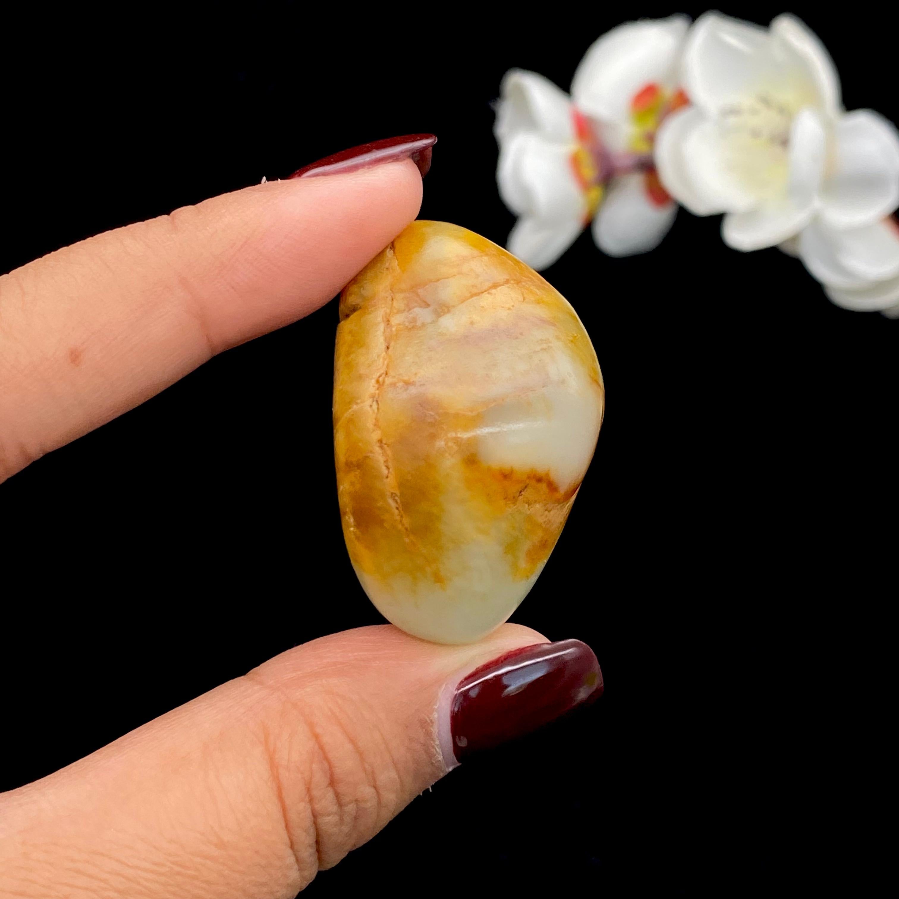 和田玉聚黄皮籽料原石（44.8g）