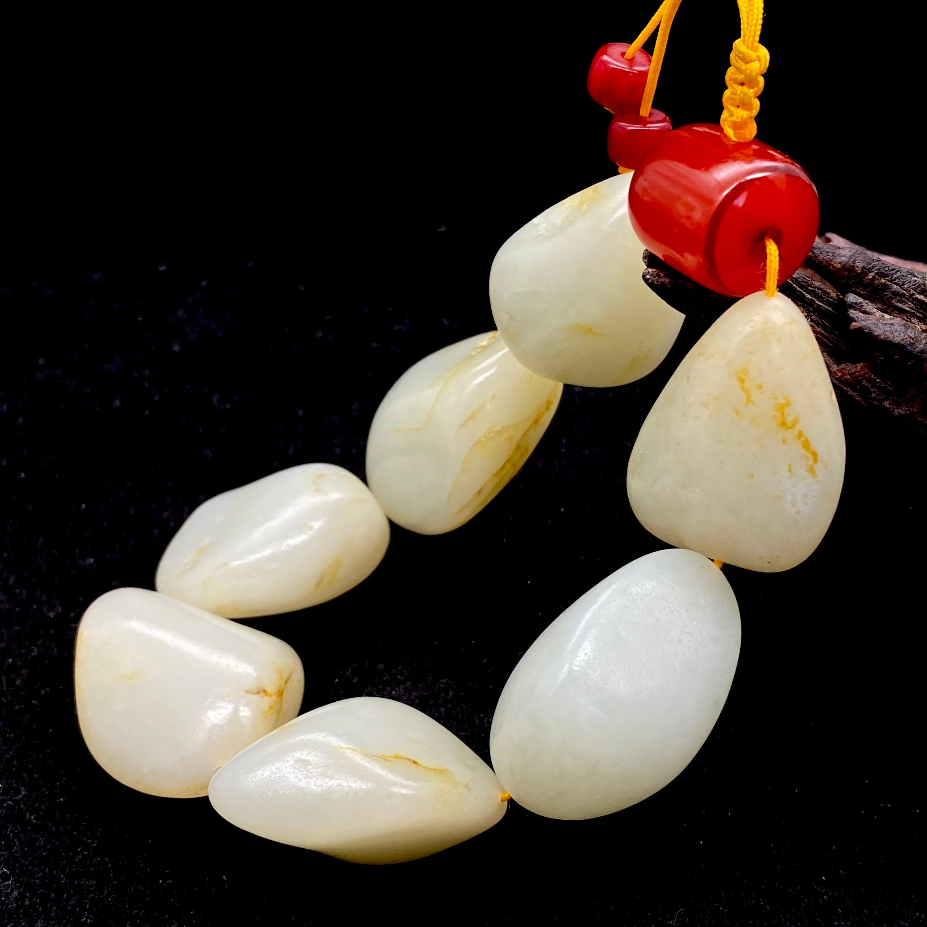 和田玉洒金皮【精品手串】（166.6g）