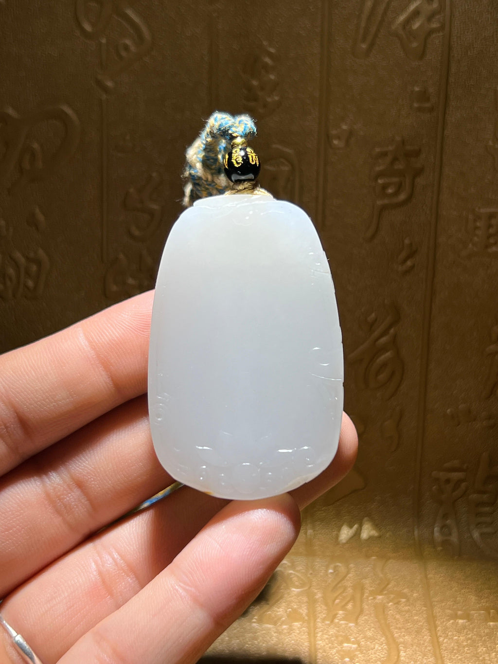 和田玉籽料观音（48.4g）
