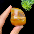 和田玉红沁皮籽料把件（108g）