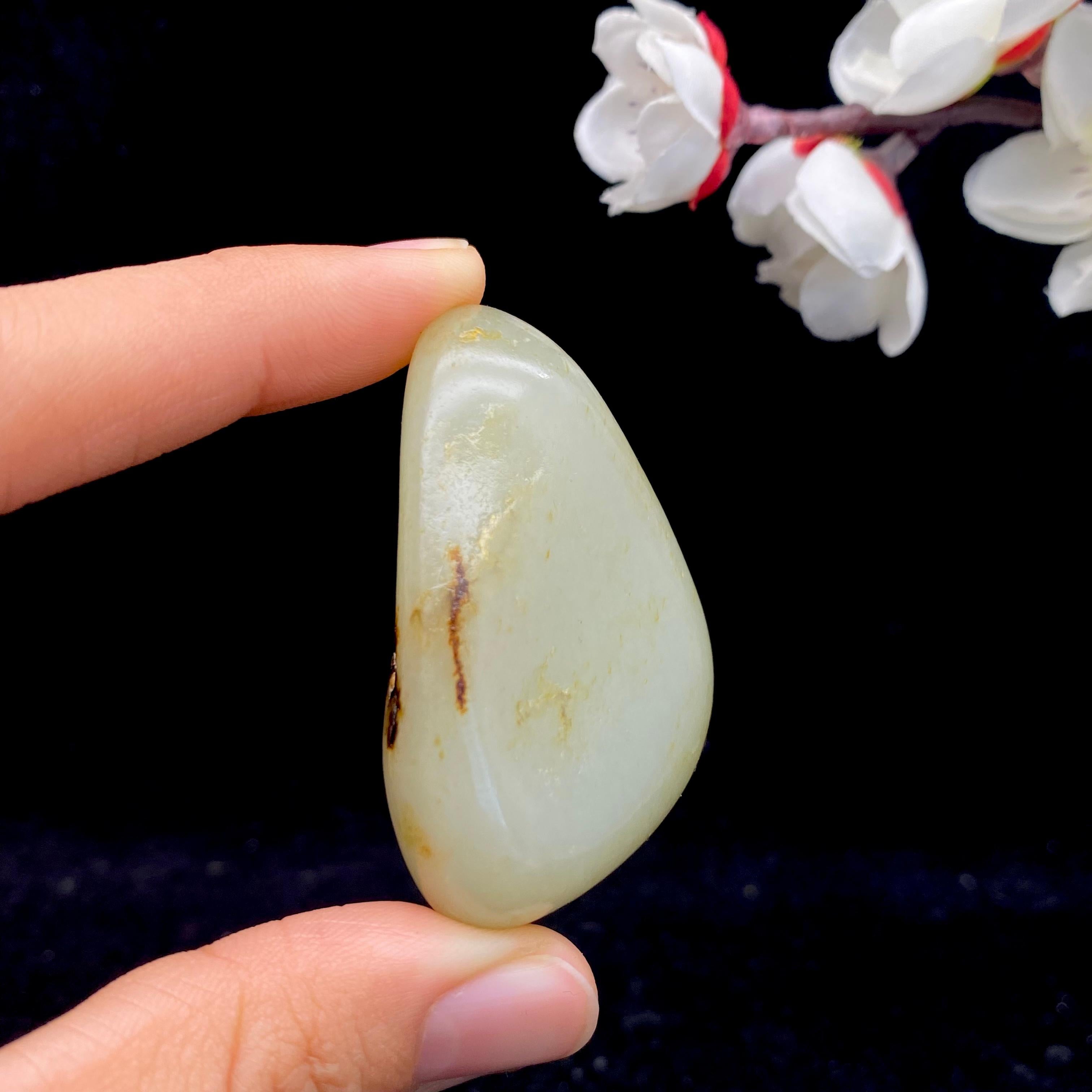 和田玉洒金皮籽料手把件（75g）