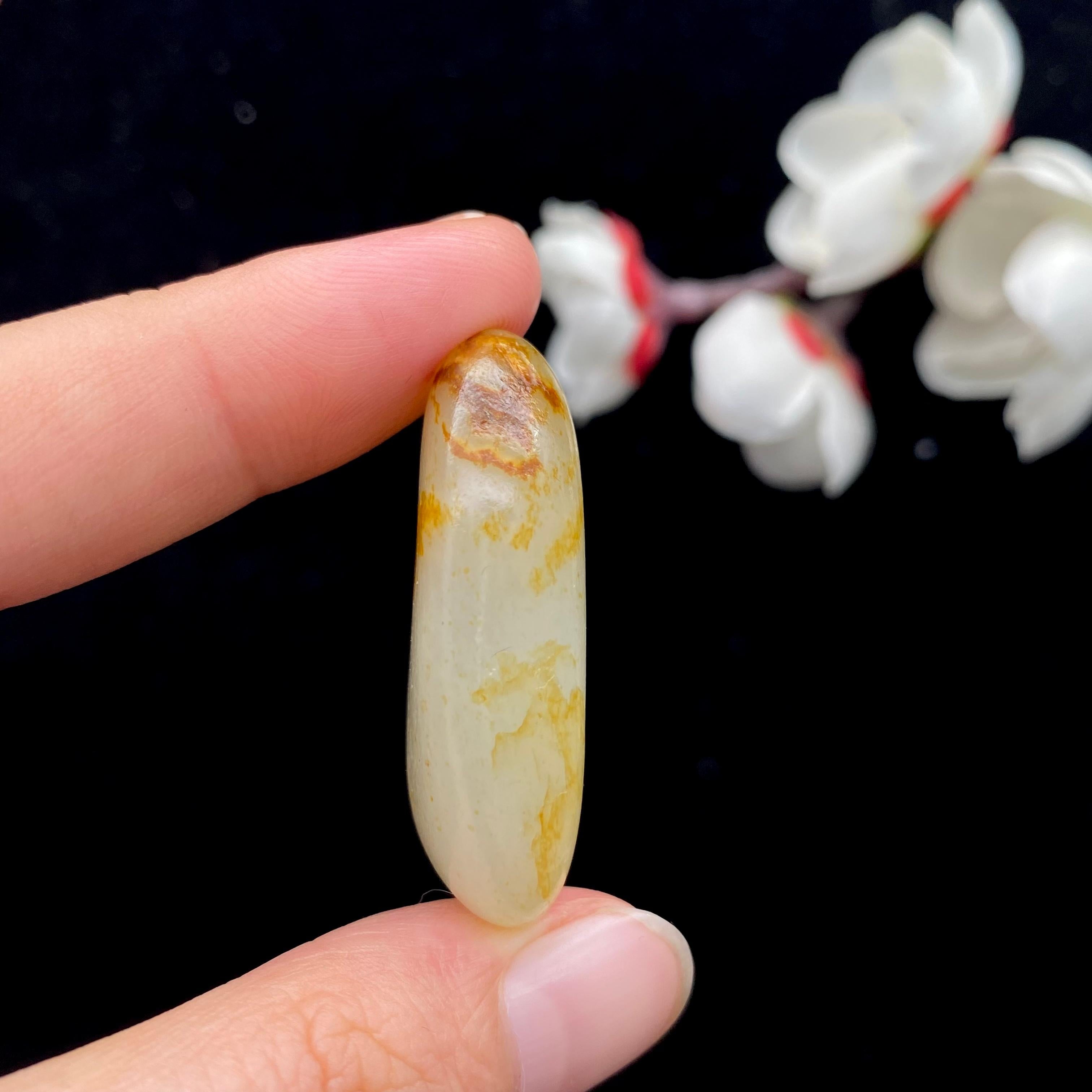 和田玉洒金皮籽料吊坠籽（12.1g）