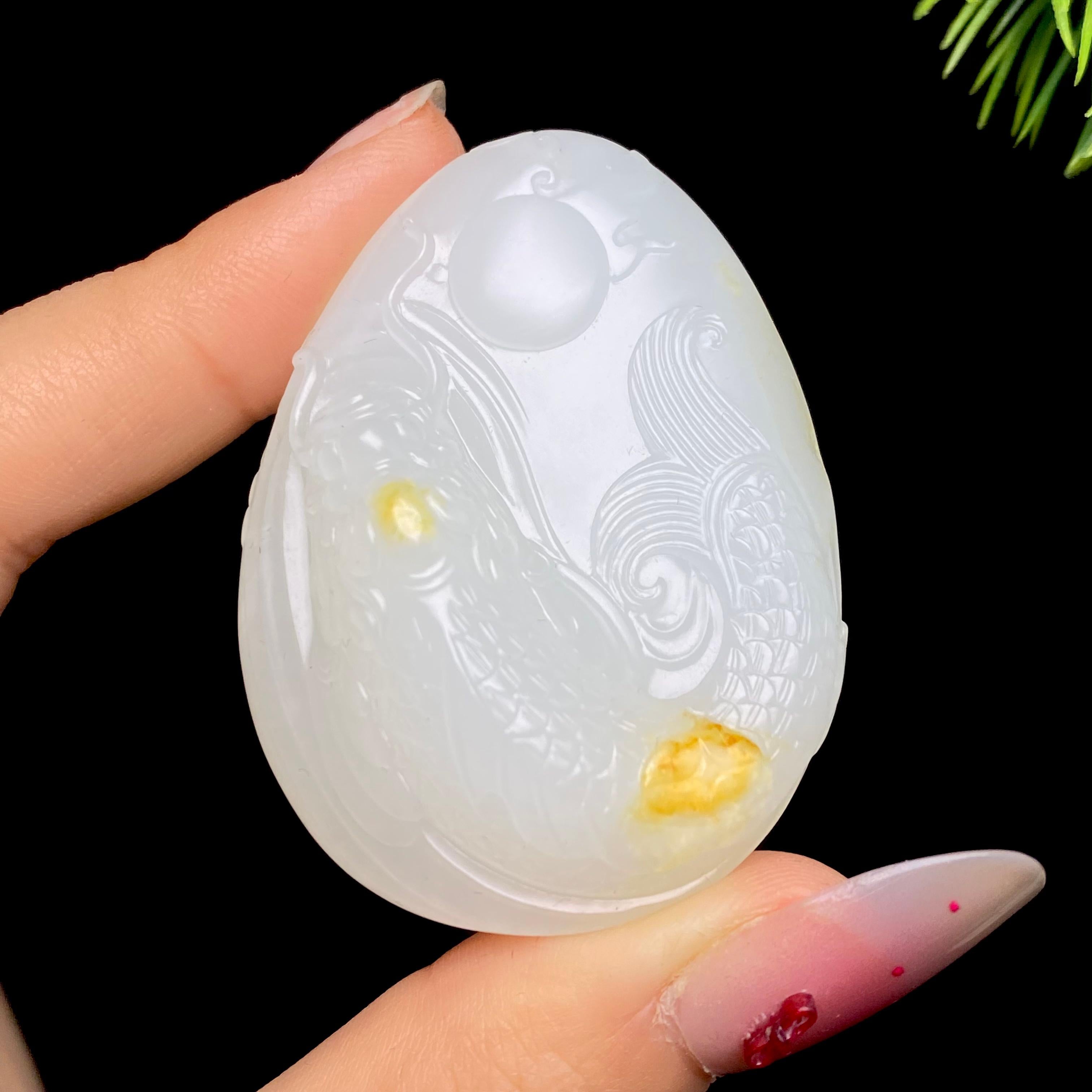 和田玉籽料龙行天下（48.5g）