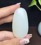 新疆和田玉且末糖羊脂玉观音佛牌（27.8g）