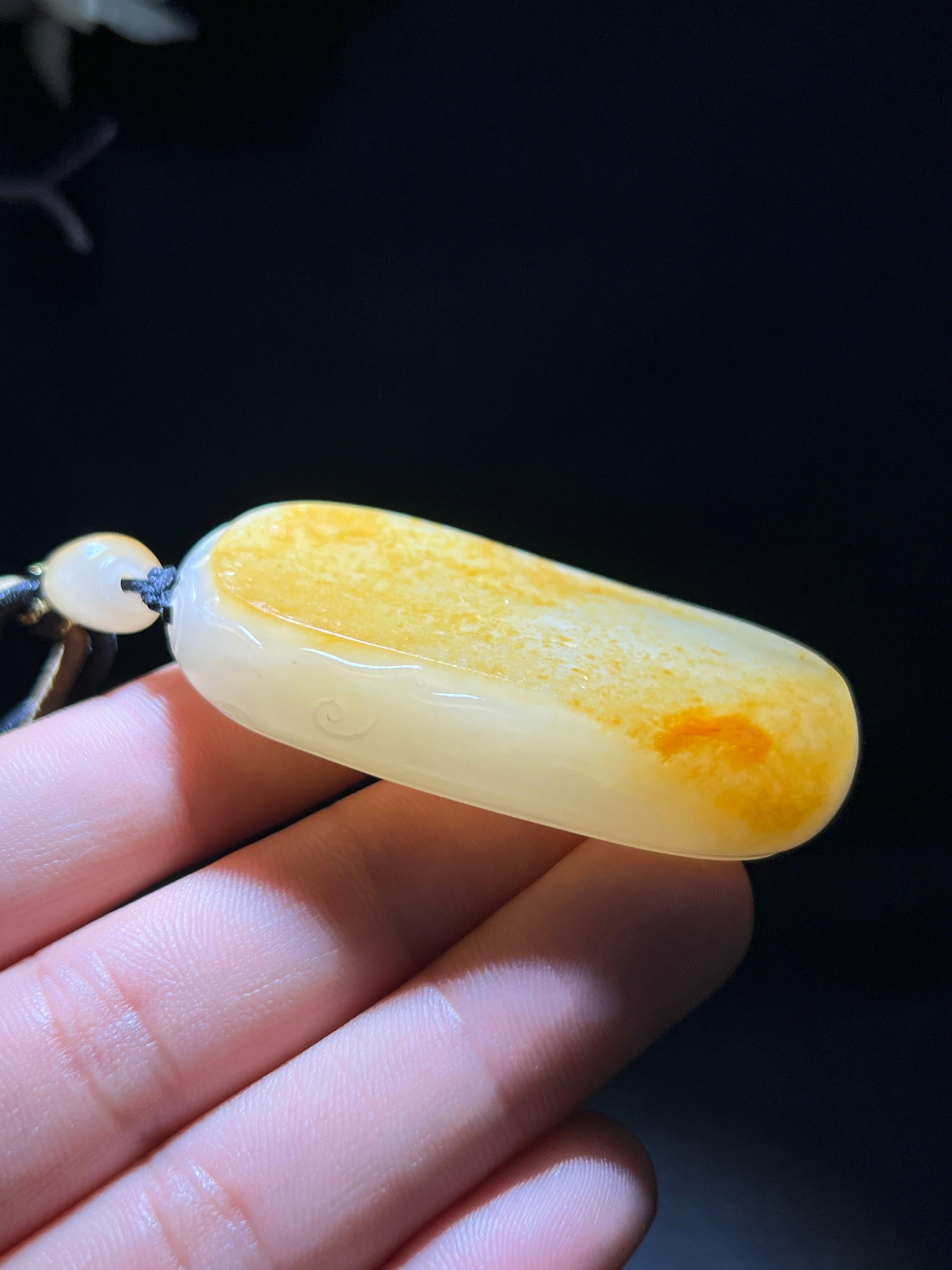 和田玉籽料平安无事牌（61.0g）