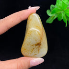 和田玉洒金皮籽料手把件（66.3g）