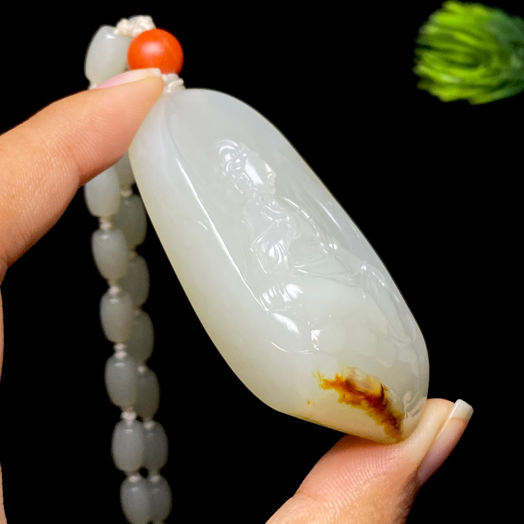 和田玉籽料观音（65.6g）