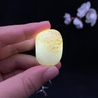 和田玉秋梨皮籽料吊坠籽（19.5g）