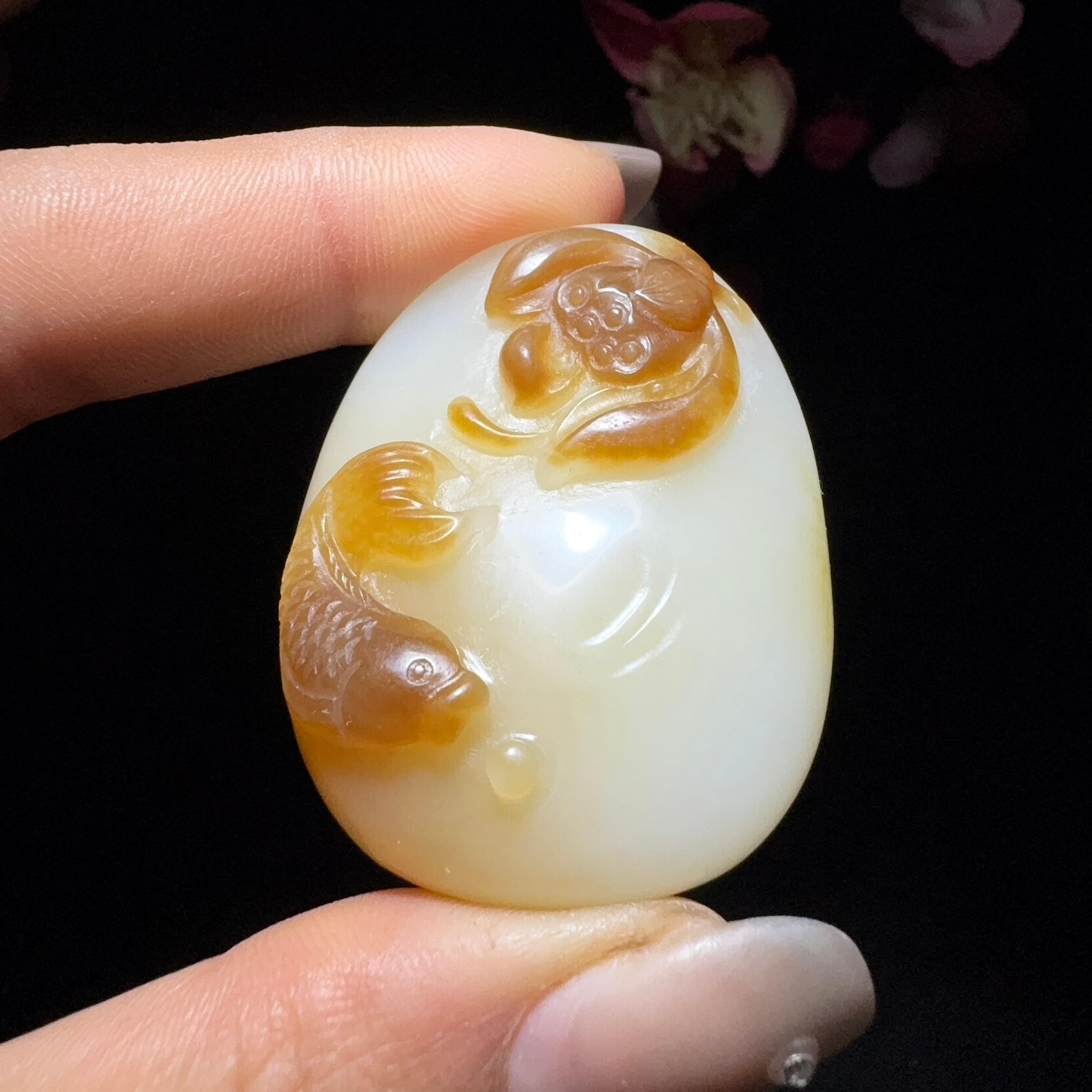 和田玉糖白挂件连年有余（38.7g）