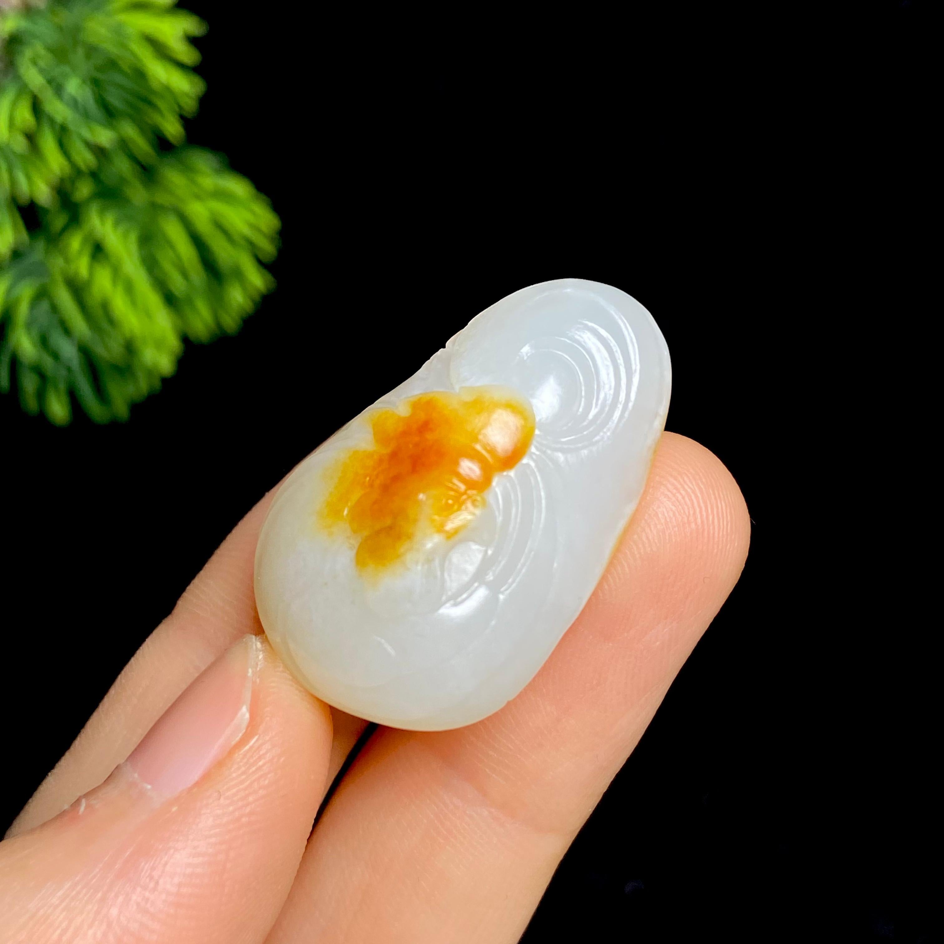和田玉籽料生肖鸡（13.5g）