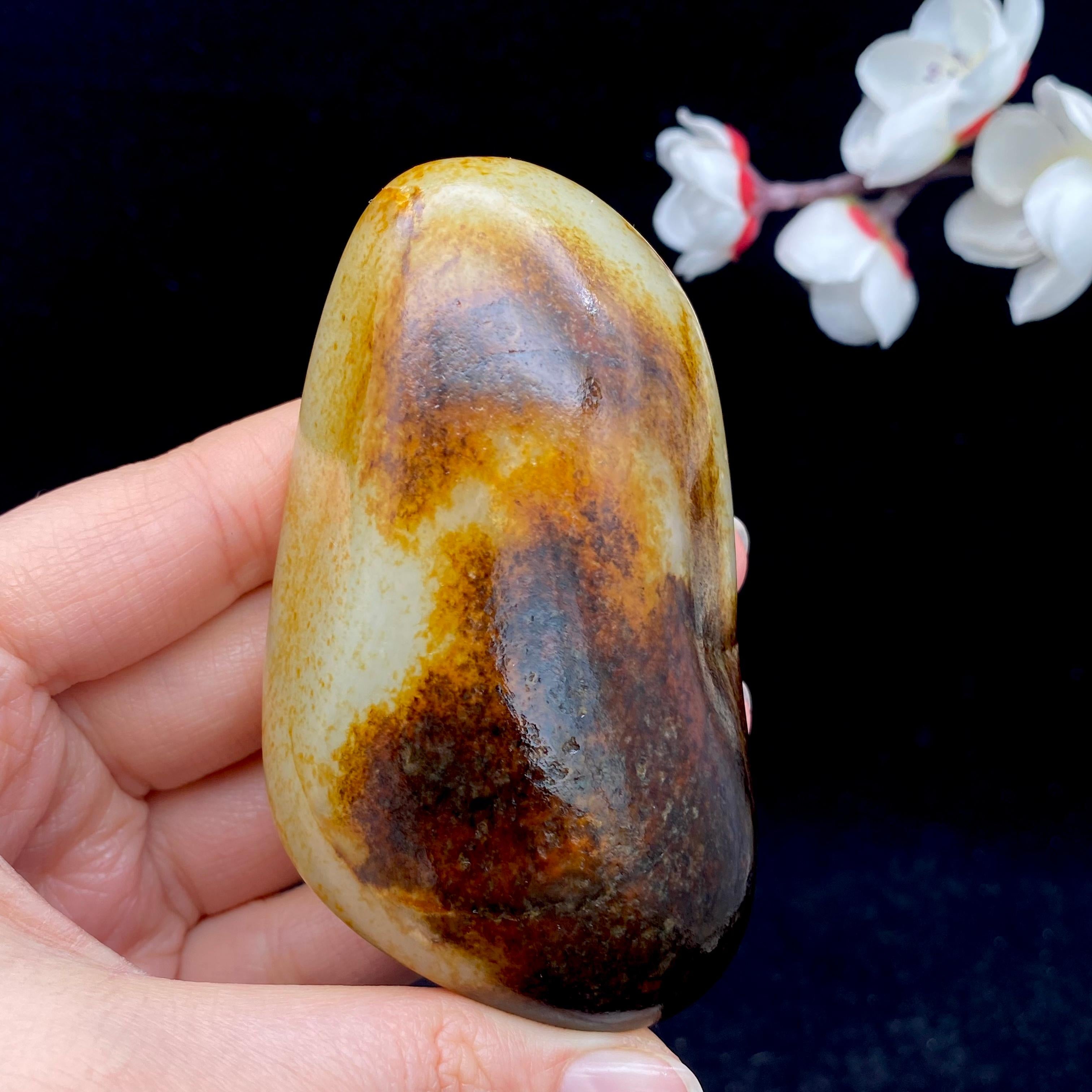 和田玉聚红皮籽料（175.9g）