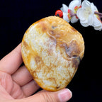 和田玉黄沁皮荔枝肉籽料【手把件】（290.6g）