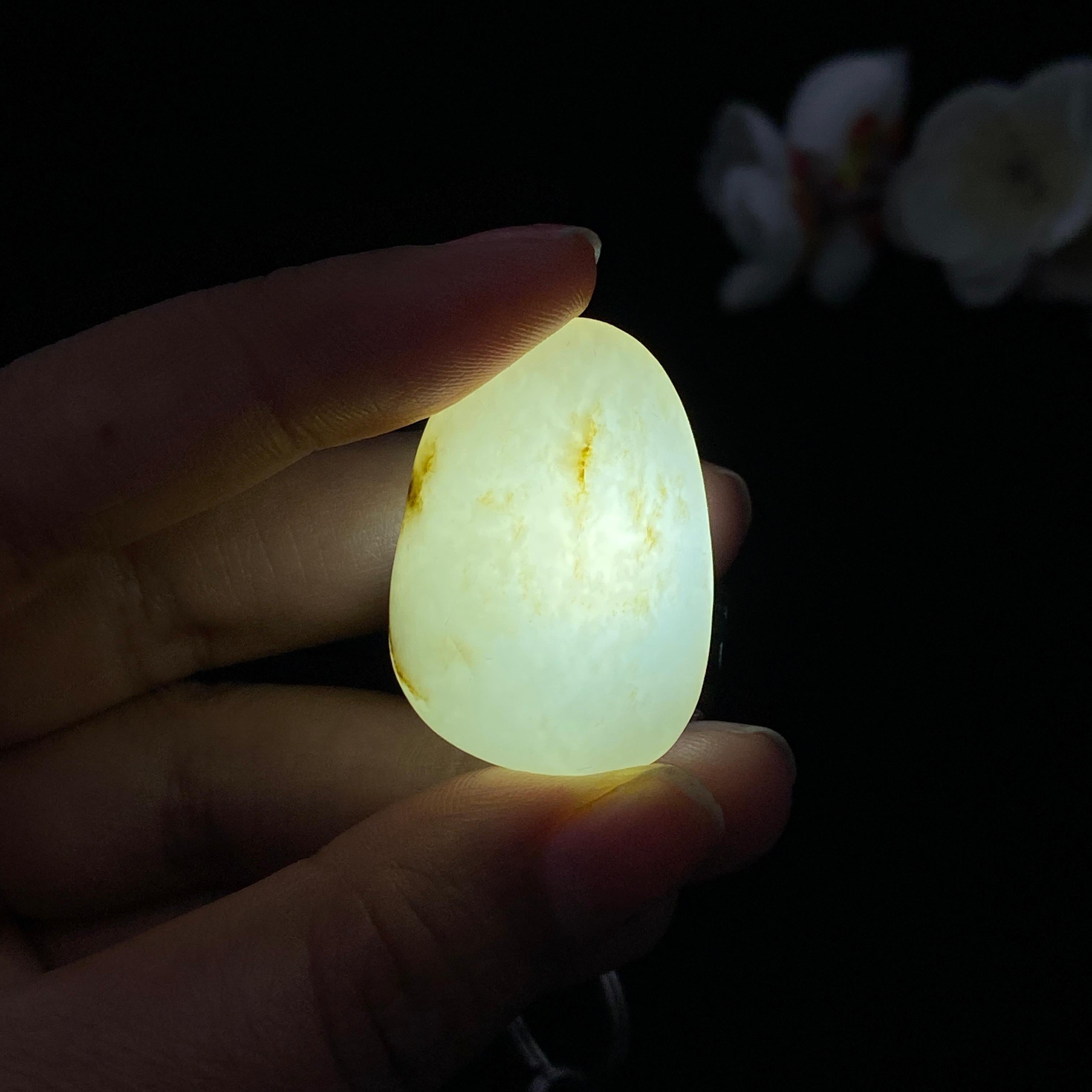 和田玉白玉带秋梨皮籽料吊坠籽（13.1g）