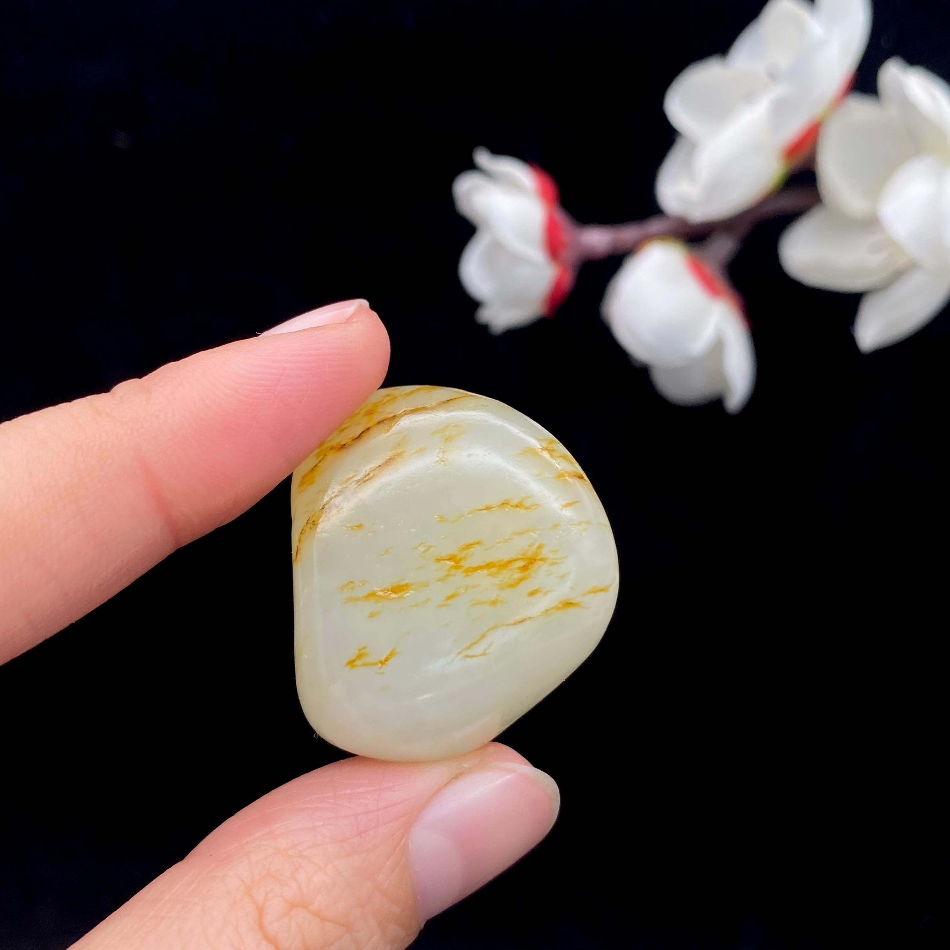 和田玉洒金皮籽料挂件（17.3g）