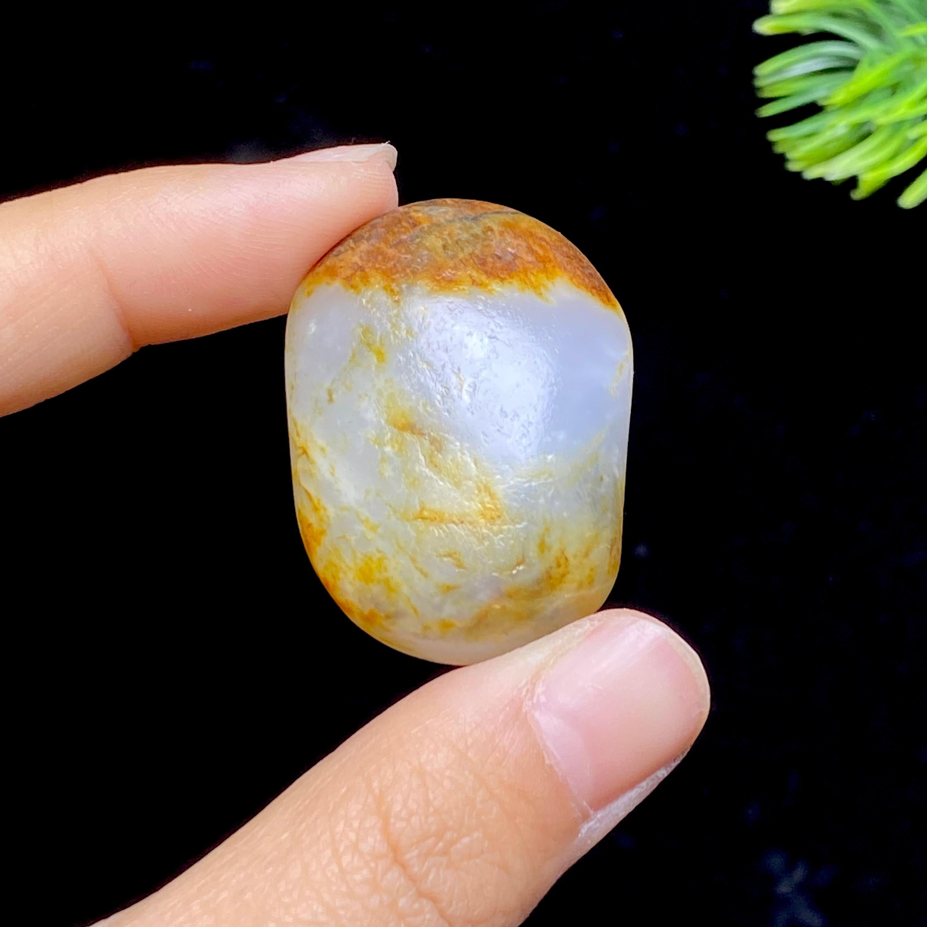 和田玉红皮白肉籽料（21.2g）