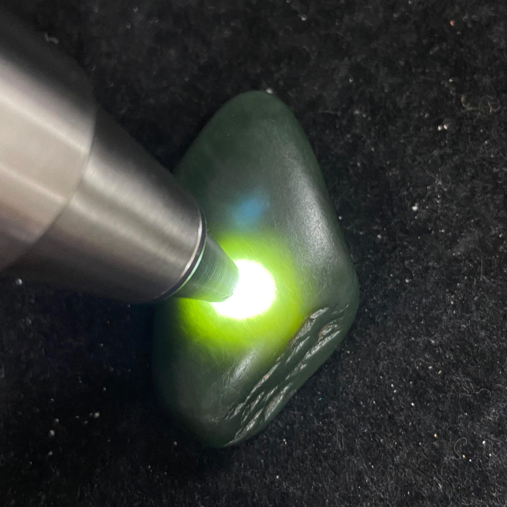 和田玉沙枣青籽料（54.5g）