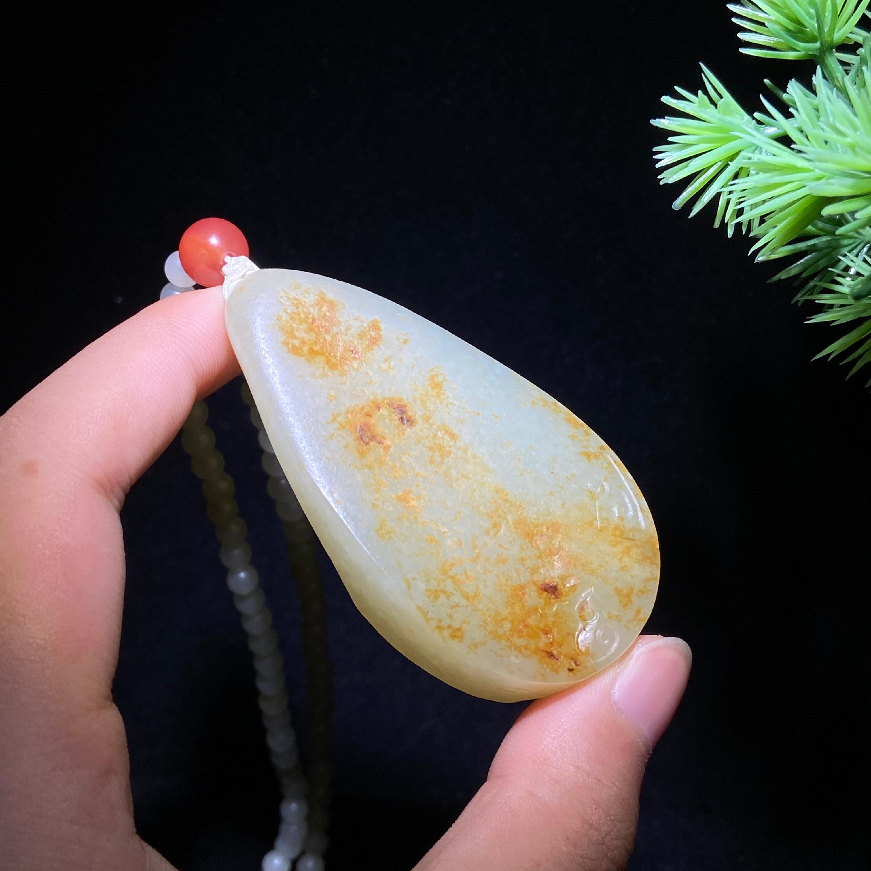 和田玉籽料无事牌（53.3g）
