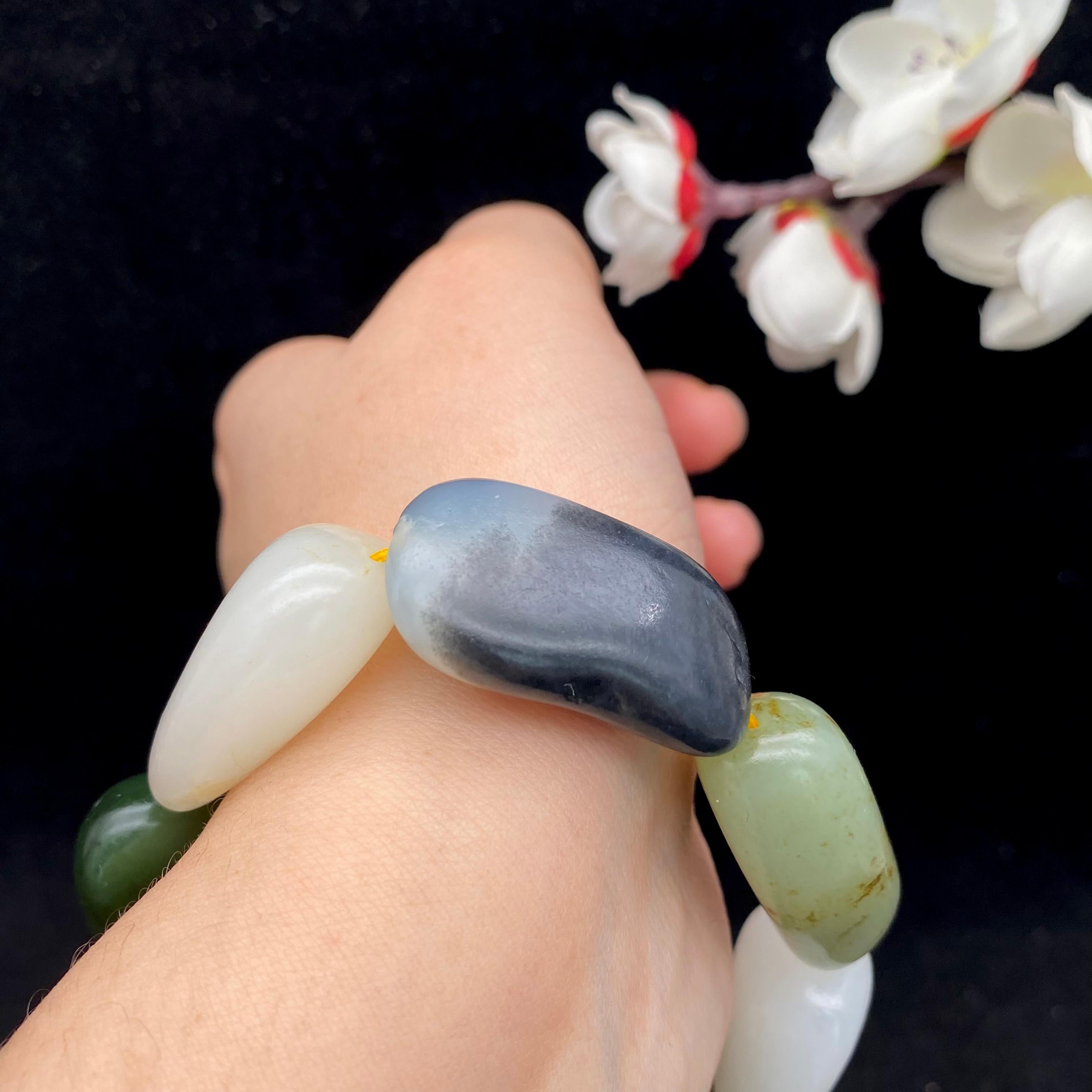 和田玉 多宝手串 和田玉色々 冰透水润 品相完美 【国家鑑定機関認可済】 和田玉多宝【精品手串】（89.2g） – 厚德载玉