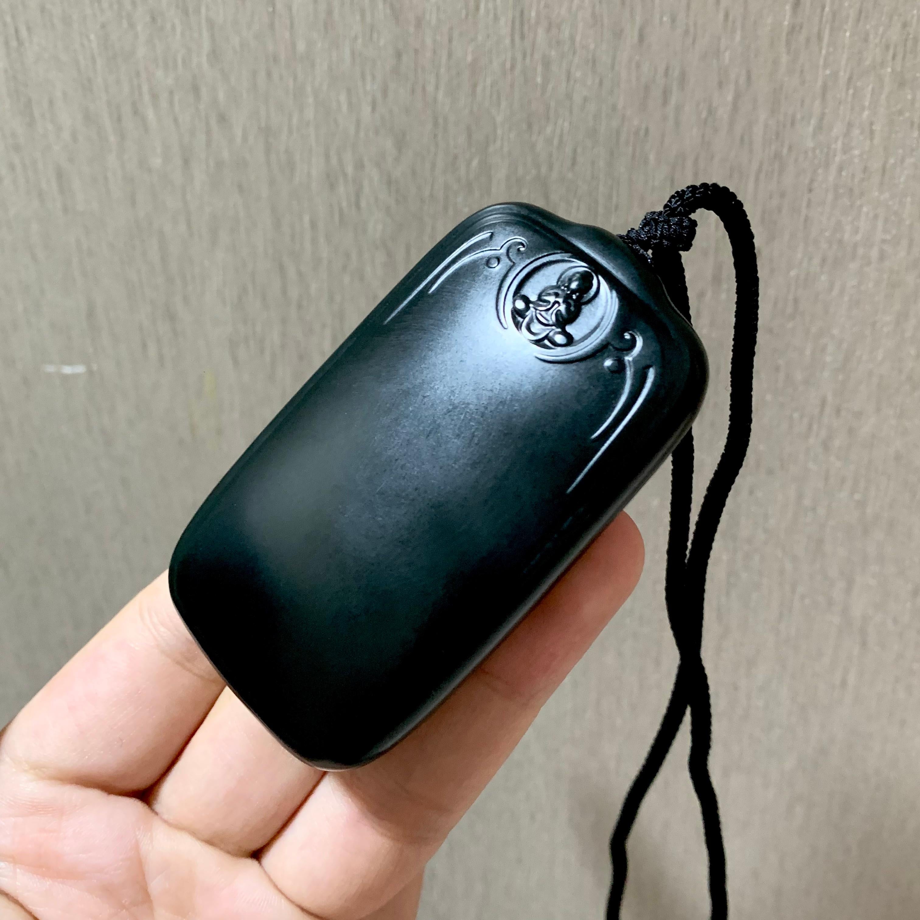 和田玉塔青一细悟道无事牌（81.5g）