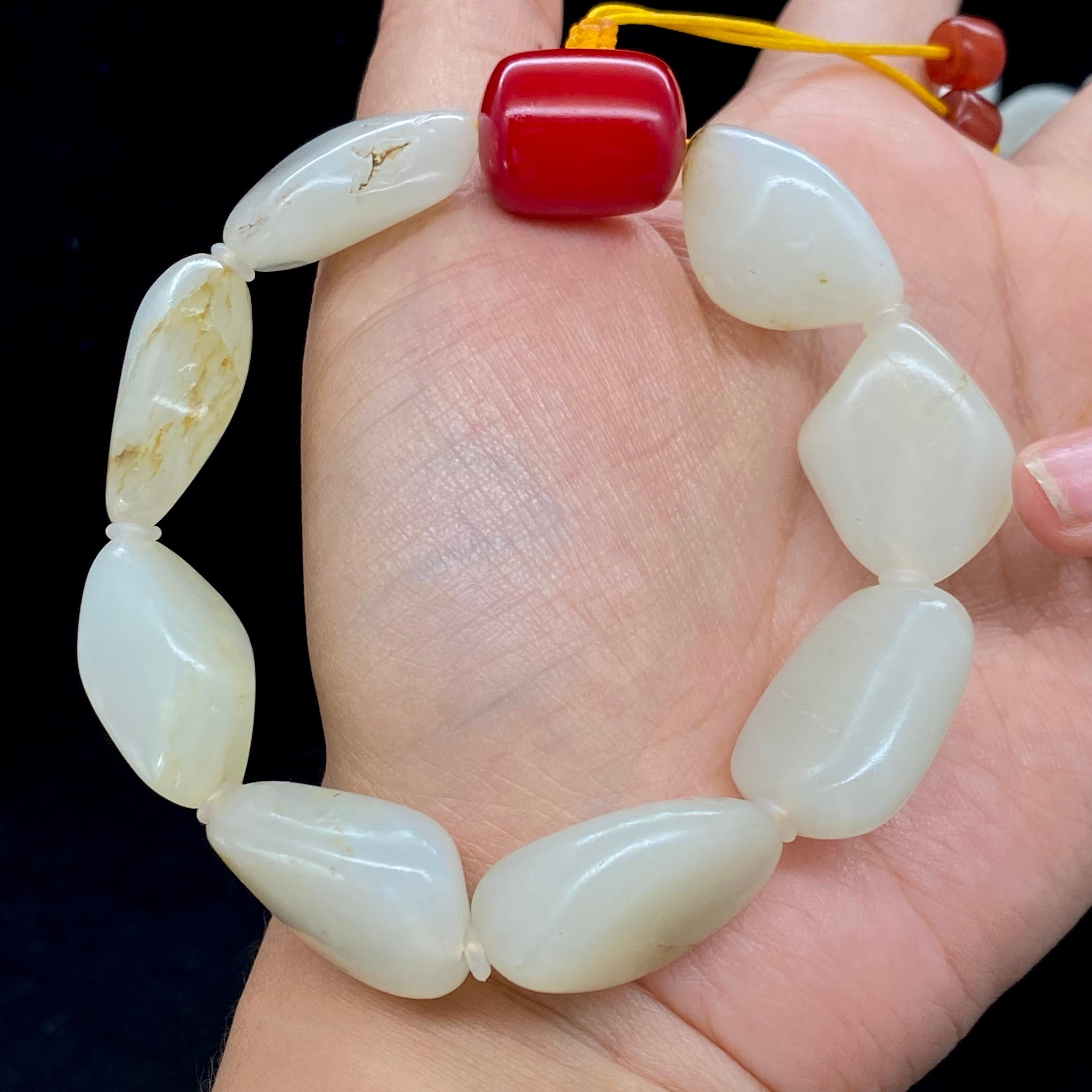 和田玉白玉带洒金皮籽料【精品手串】（66.2g）